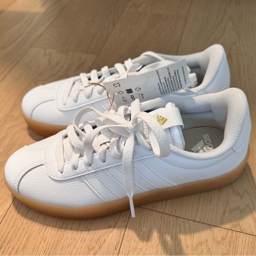 WOMEN’S ADIDAS-VL COURT 3.0 SNEAKER